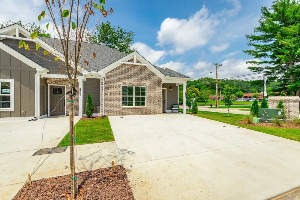 2587 Bannerman Lane Chattanooga, TN 37421