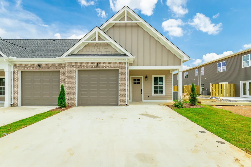 2594 Bannerman Lane Chattanooga, TN 37421