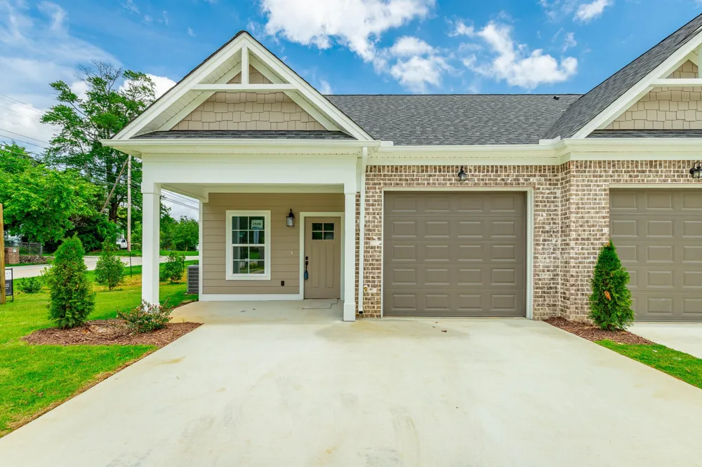 2594 Bannerman Lane Chattanooga, TN 37421