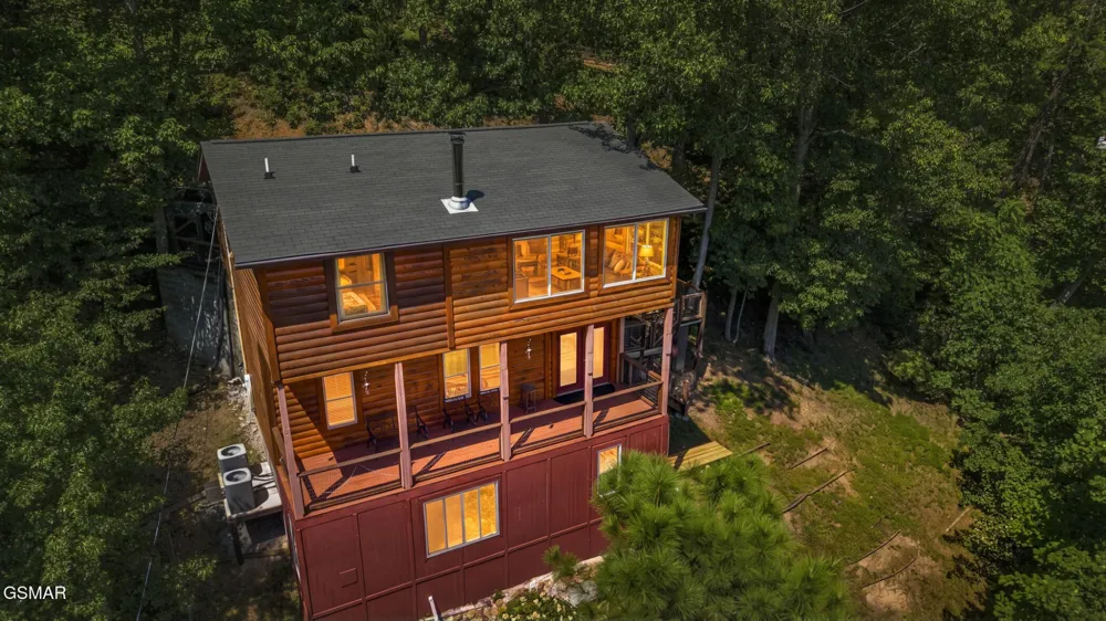 3307 Chinquapin Drive Sevierville, TN 37876