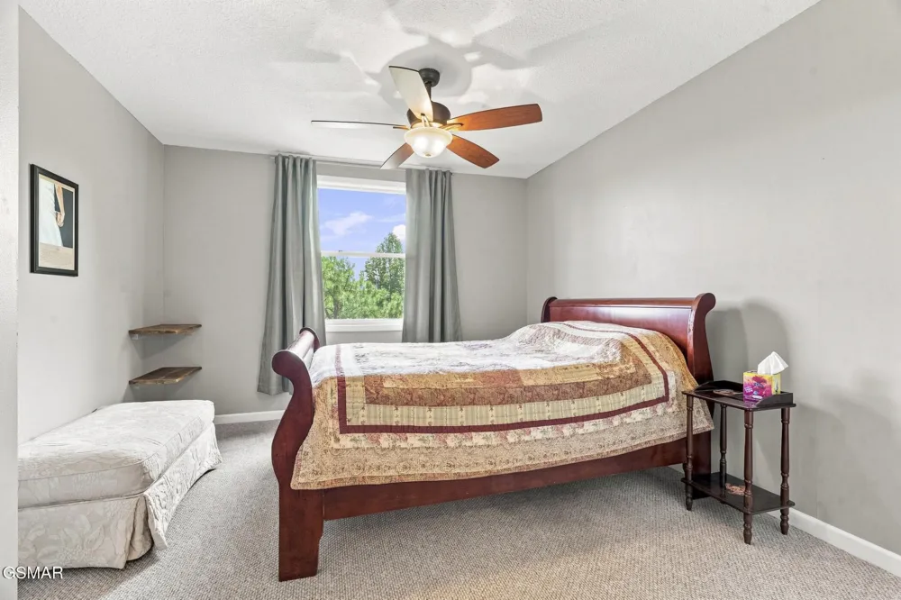 3307 Chinquapin Drive Sevierville, TN 37876