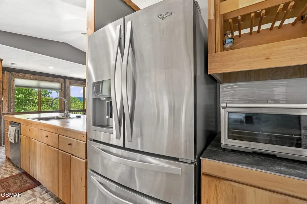3307 Chinquapin Drive Sevierville, TN 37876