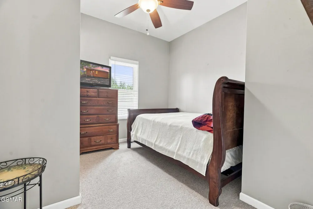 3307 Chinquapin Drive Sevierville, TN 37876