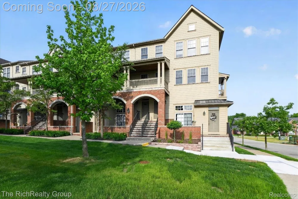 209 Amys Walk Auburn Hills City, MI 48326