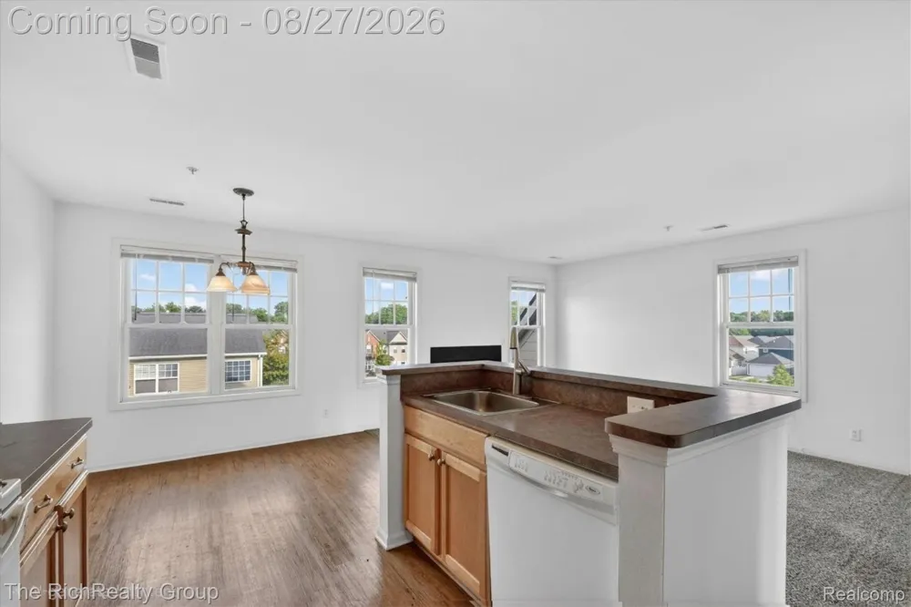 209 Amys Walk Auburn Hills City, MI 48326