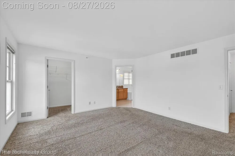 209 Amys Walk Auburn Hills City, MI 48326