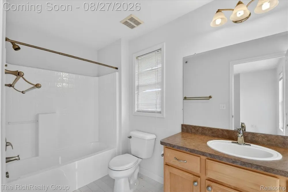 209 Amys Walk Auburn Hills City, MI 48326