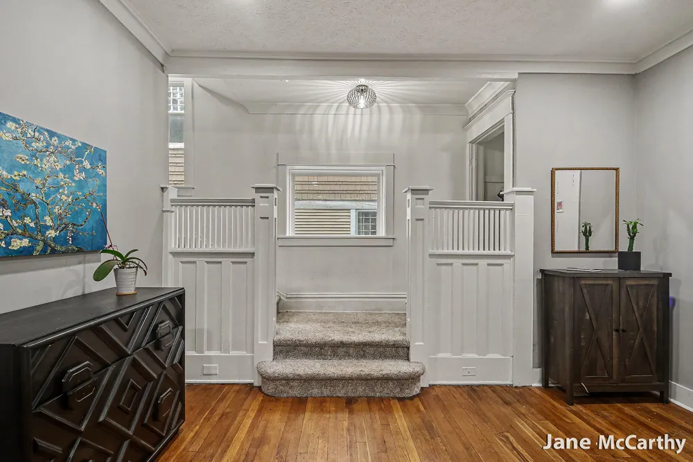 1240 Bemis Street SE Grand Rapids City, MI 49506