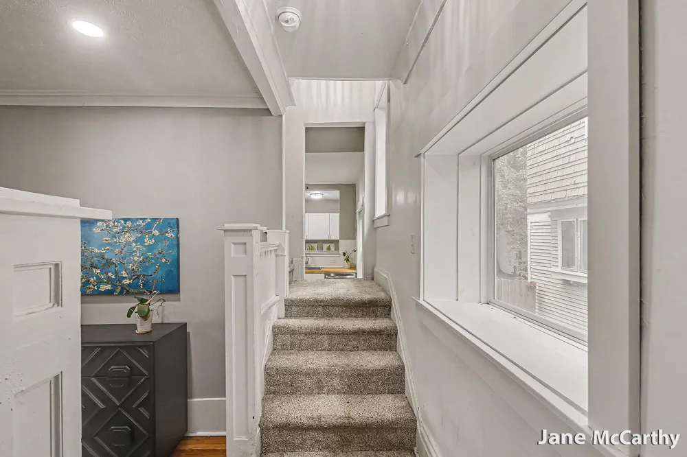 1240 Bemis Street SE Grand Rapids City, MI 49506