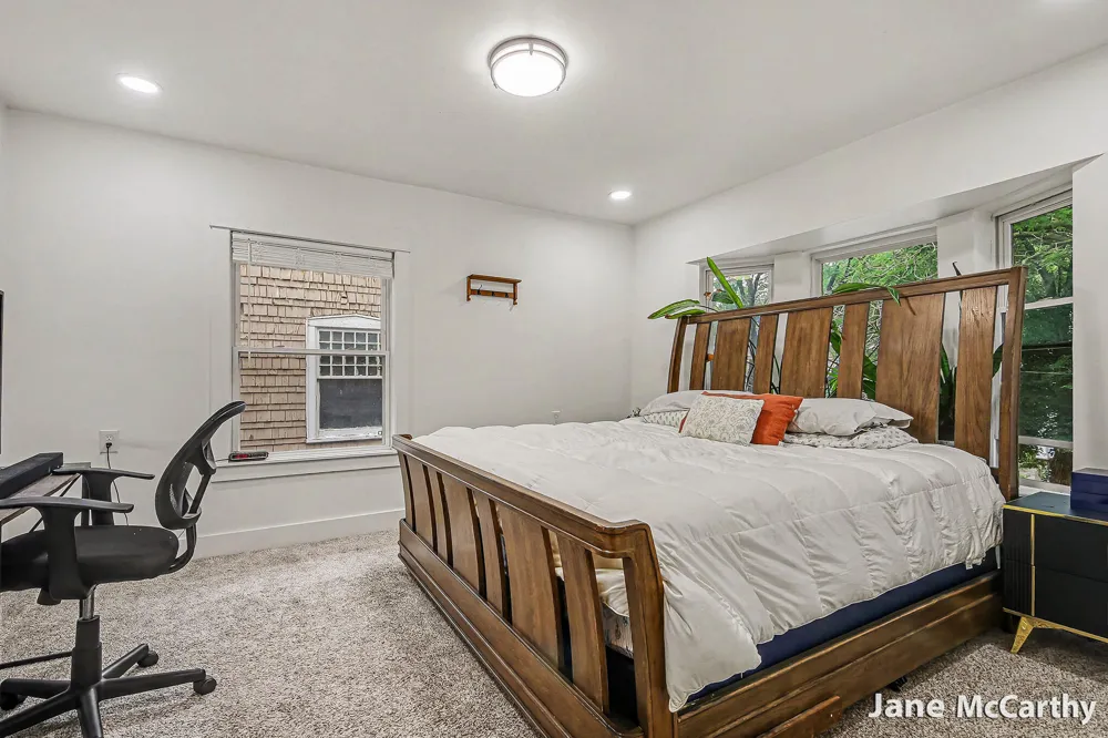 1240 Bemis Street SE Grand Rapids City, MI 49506