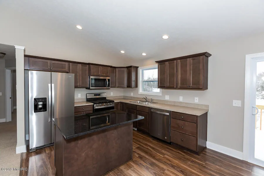 3337 Nature View Drive SE Kentwood City, MI 49512