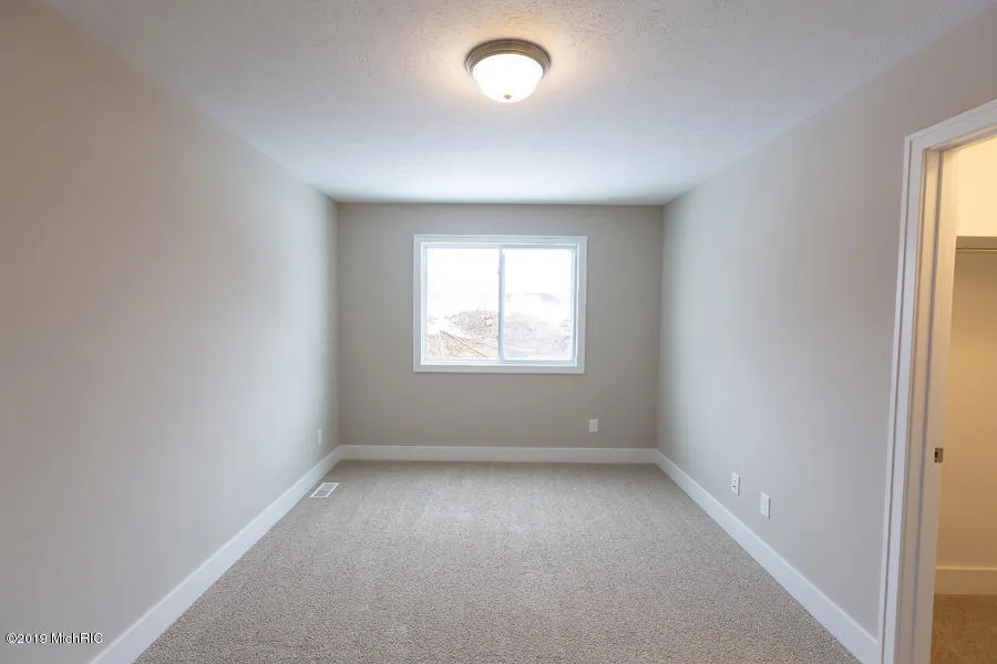 3337 Nature View Drive SE Kentwood City, MI 49512