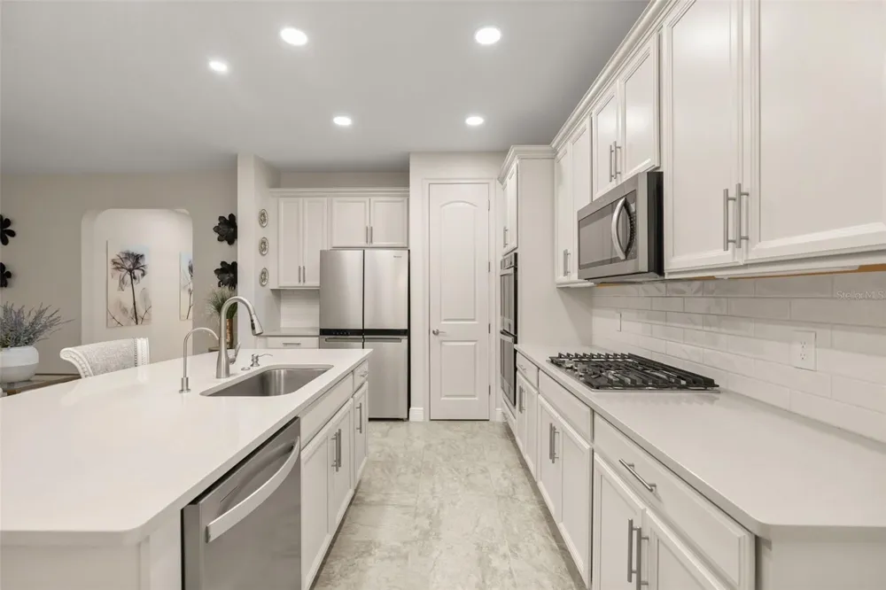 17307 BAL HARBOUR DRIVE Winter Garden, FL 34787