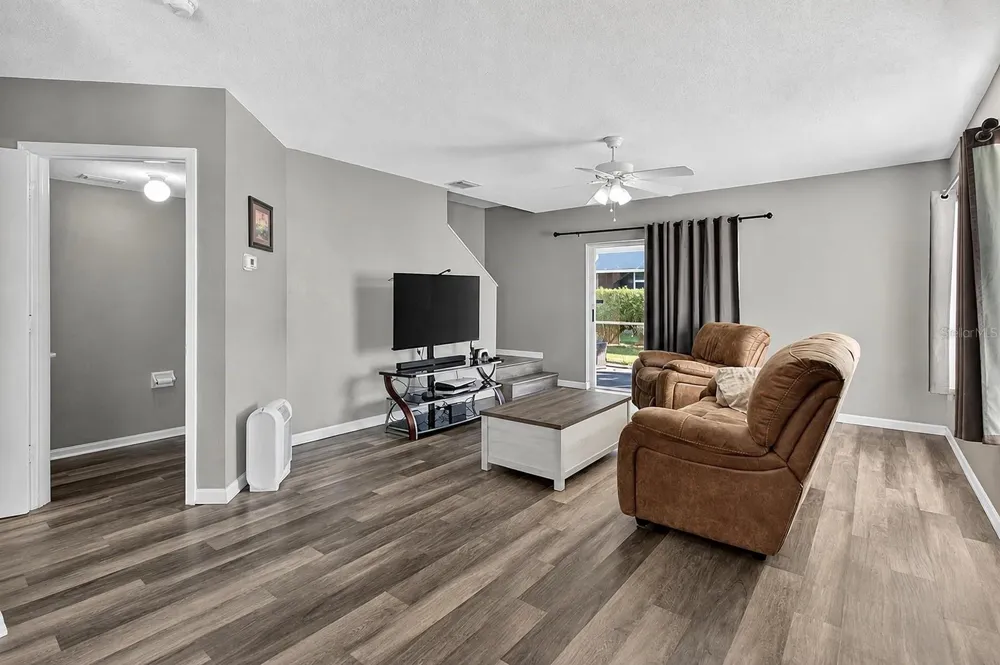2140 FLUORSHIRE DRIVE Brandon, FL 33511