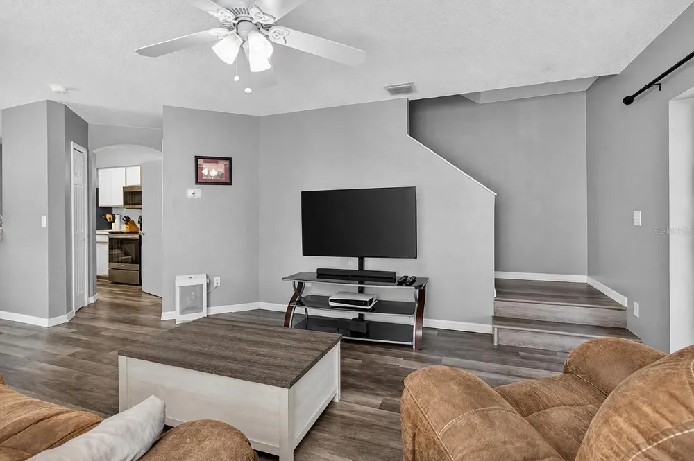 2140 FLUORSHIRE DRIVE Brandon, FL 33511