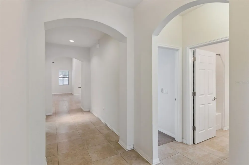 1799 ALTAVISTA CIRCLE Lakeland, FL 33810