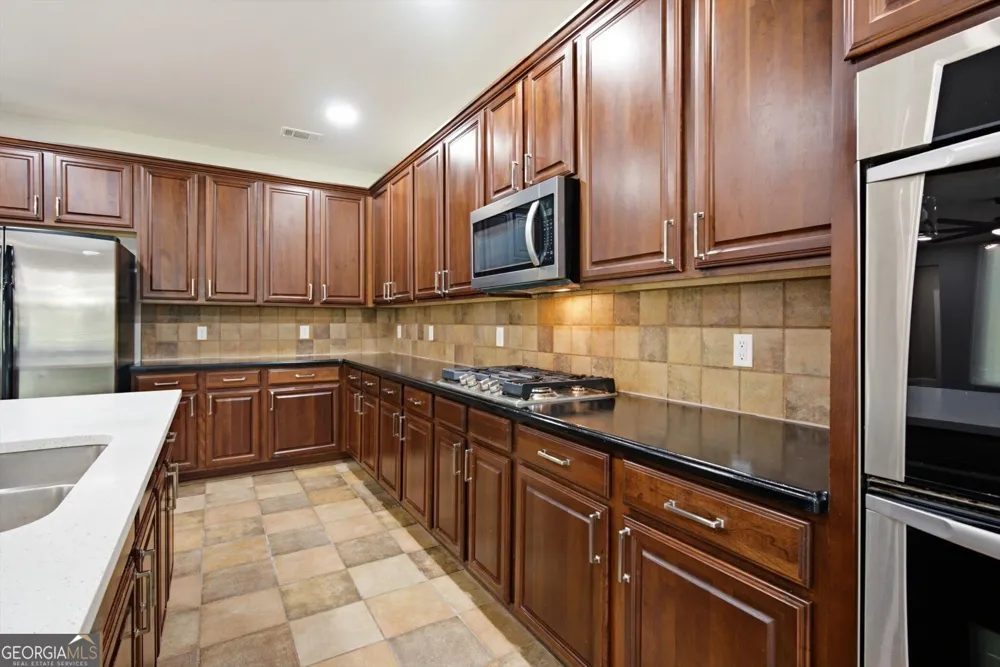 1203 Lanier Springs DR Buford, GA 30518