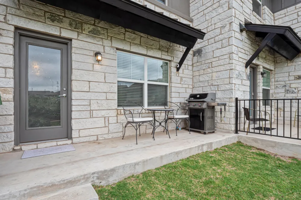 2301 Local Rebel Loop Leander, TX 78641