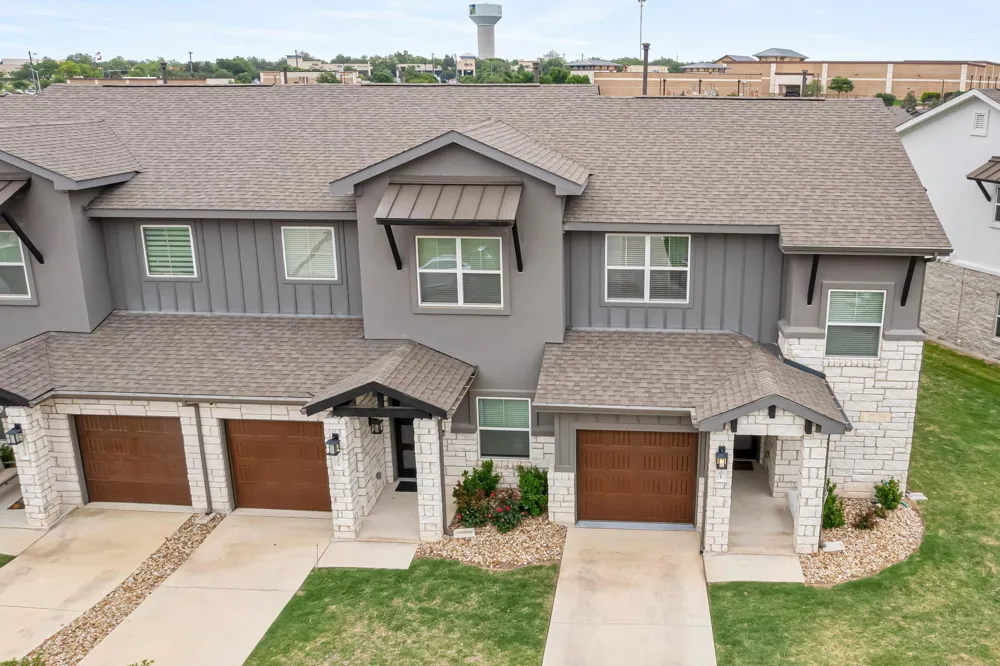 2301 Local Rebel Loop Leander, TX 78641