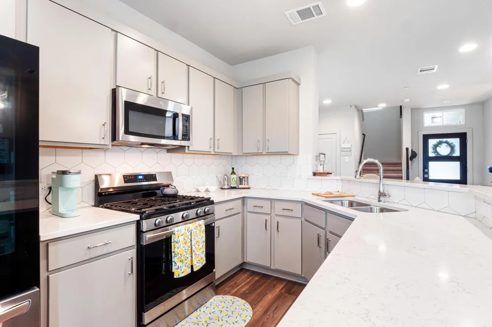 2301 Local Rebel Loop Leander, TX 78641