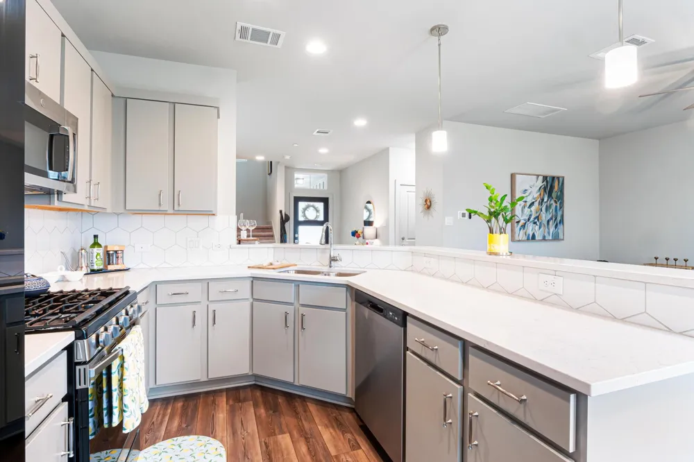 2301 Local Rebel Loop Leander, TX 78641
