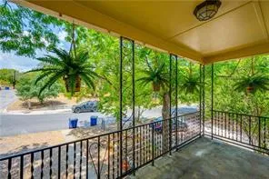 4001 Maplewood Avenue #B Austin, TX 78722