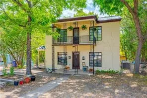 4001 Maplewood Avenue #B Austin, TX 78722