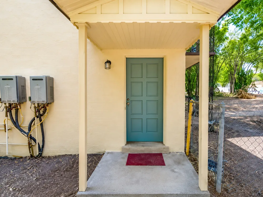 4001 Maplewood Avenue #B Austin, TX 78722