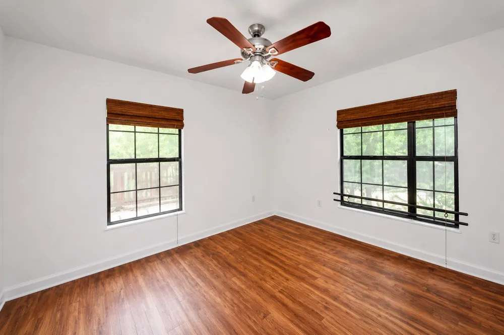 4001 Maplewood Avenue #B Austin, TX 78722