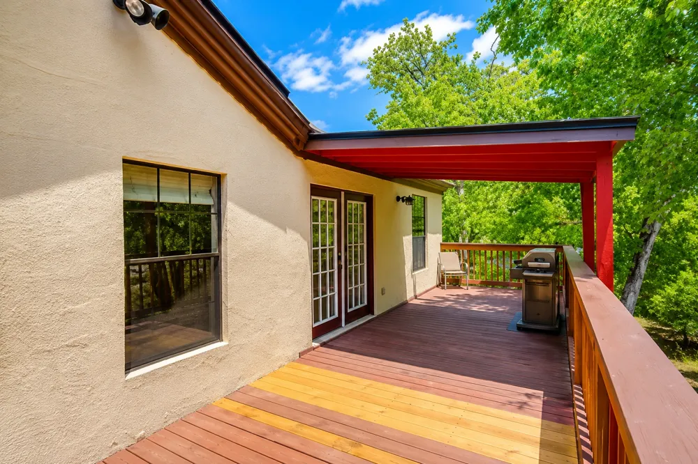 4001 Maplewood Avenue #B Austin, TX 78722