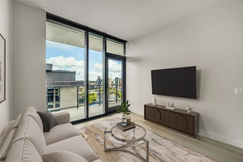 44 East Avenue #2903 Austin, TX 78701