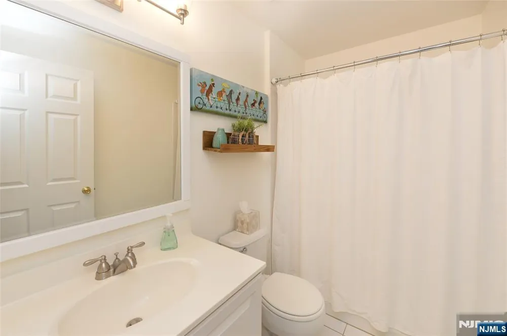 90 Summer Hill Road 90 Wayne, NJ 07470