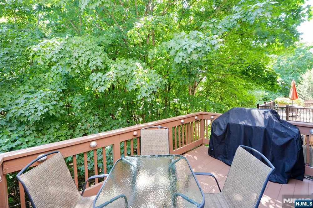 90 Summer Hill Road 90 Wayne, NJ 07470