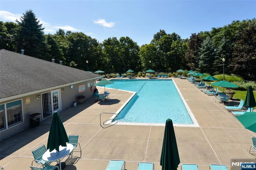 90 Summer Hill Road 90 Wayne, NJ 07470