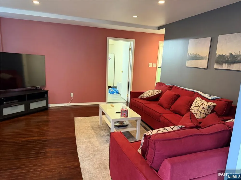 1441 Palisade Avenue Fort Lee, NJ 07024