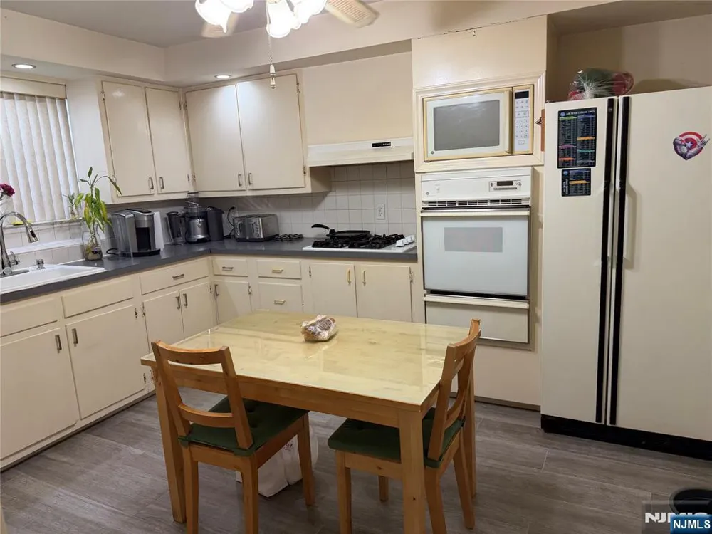 1441 Palisade Avenue Fort Lee, NJ 07024