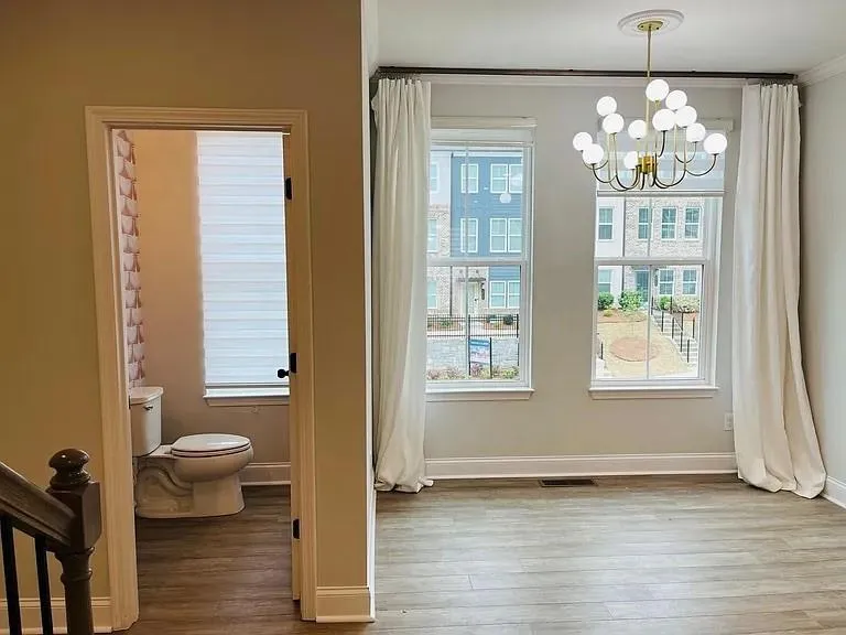 2635 Creekside Drive NW Atlanta, GA 30318