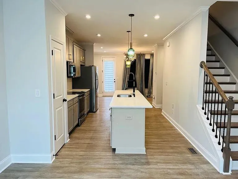 2635 Creekside Drive NW Atlanta, GA 30318