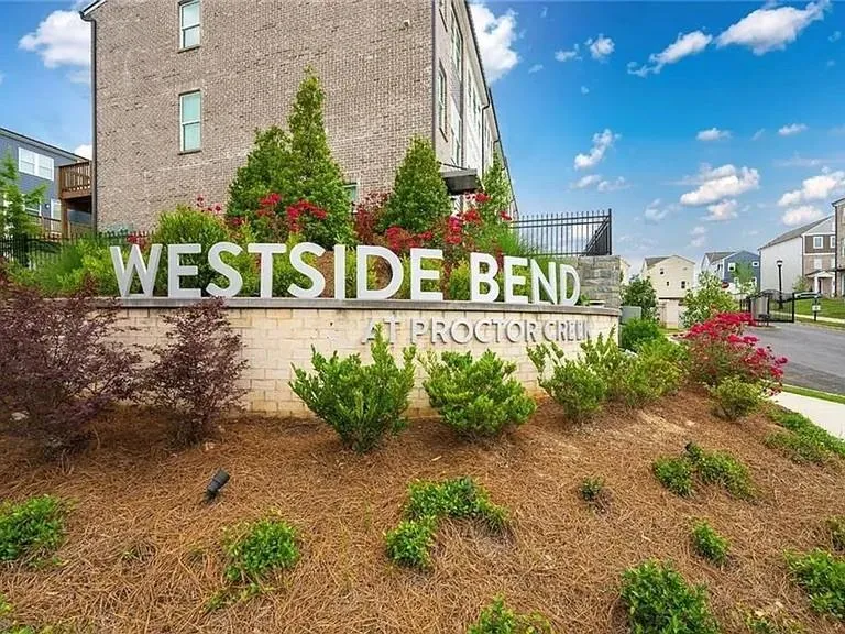 2635 Creekside Drive NW Atlanta, GA 30318