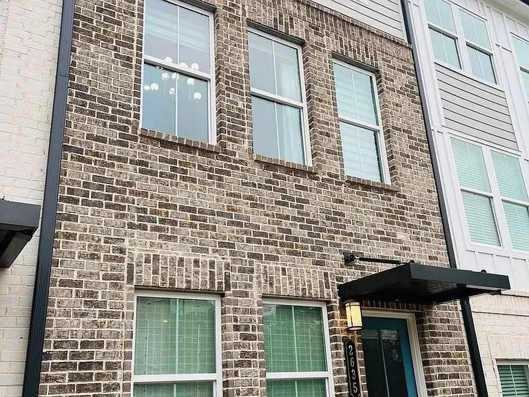 2635 Creekside Drive NW Atlanta, GA 30318