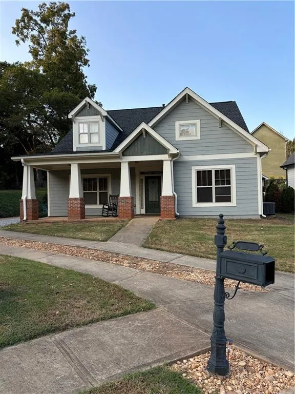16 Plum Blossom Lane Hampton, GA 30228