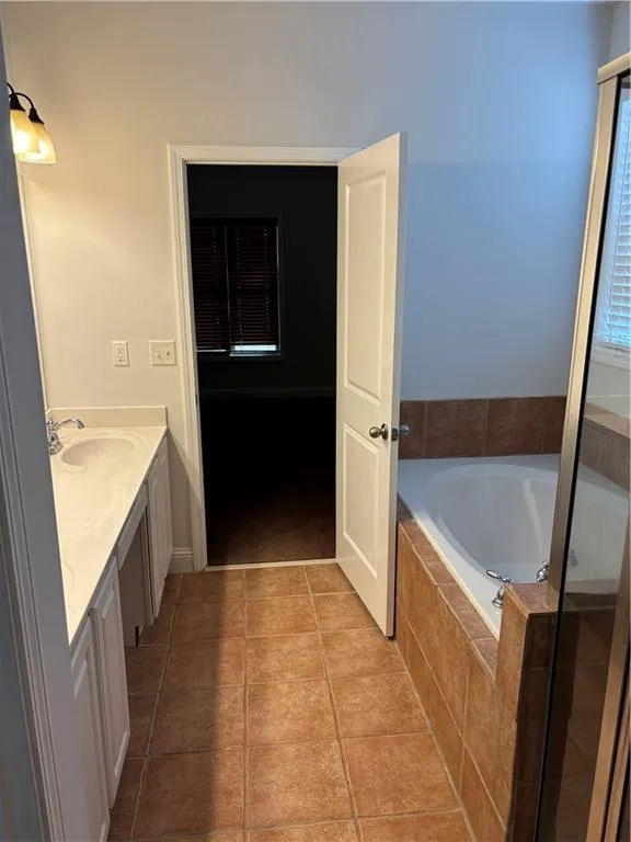 16 Plum Blossom Lane Hampton, GA 30228