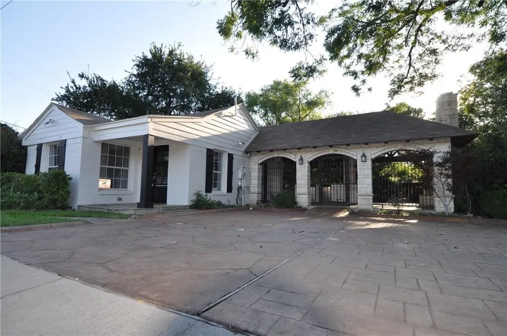 8849 Carroll Circle Frisco, TX 75034