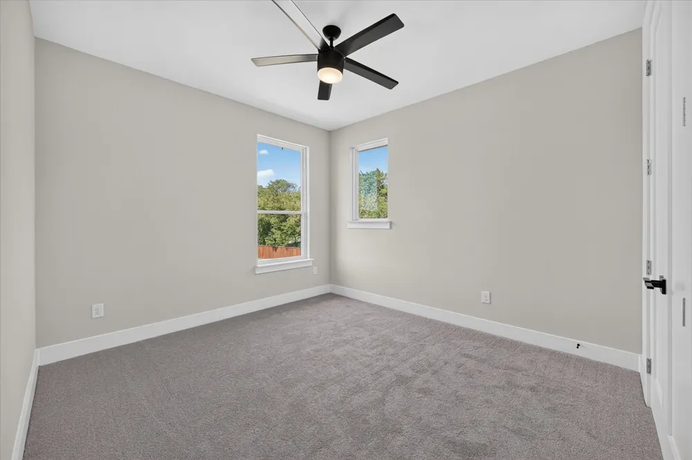 114 Emma Street Red Oak, TX 75154