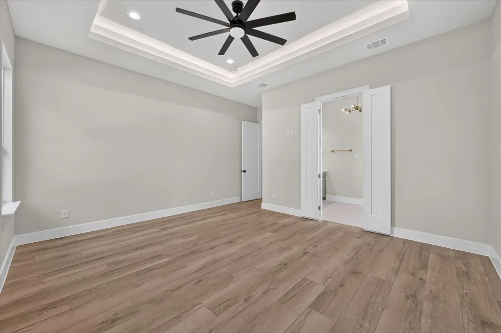 114 Emma Street Red Oak, TX 75154