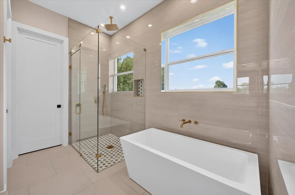 114 Emma Street Red Oak, TX 75154