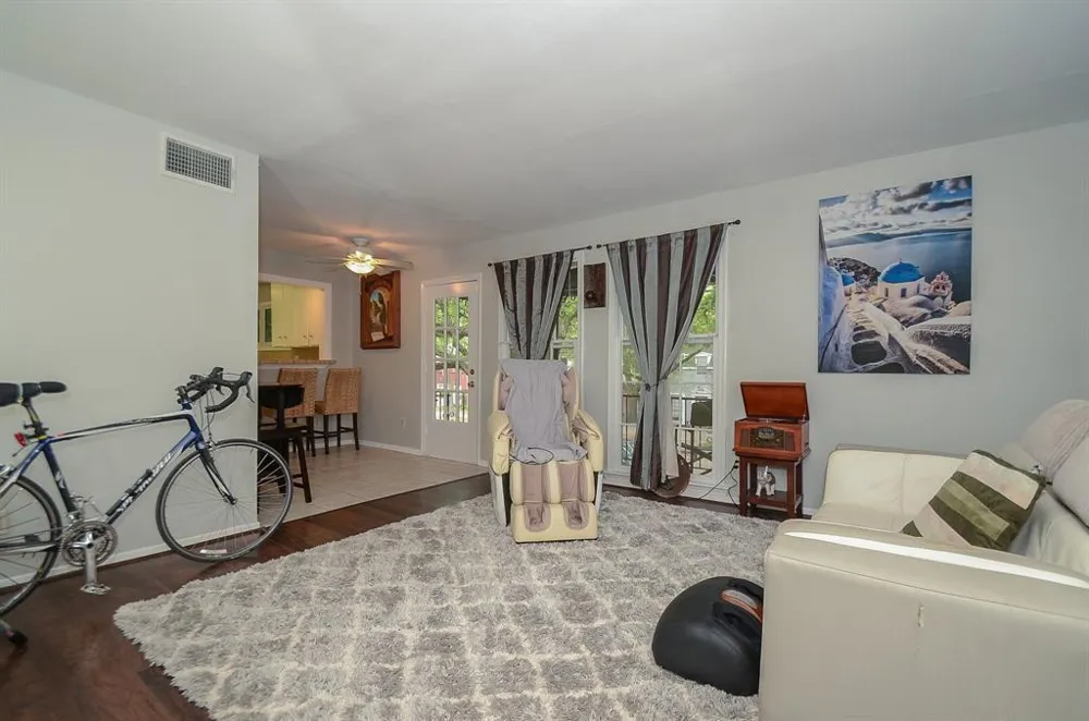 5230 Arboles Drive #A-4 Houston, TX 77035