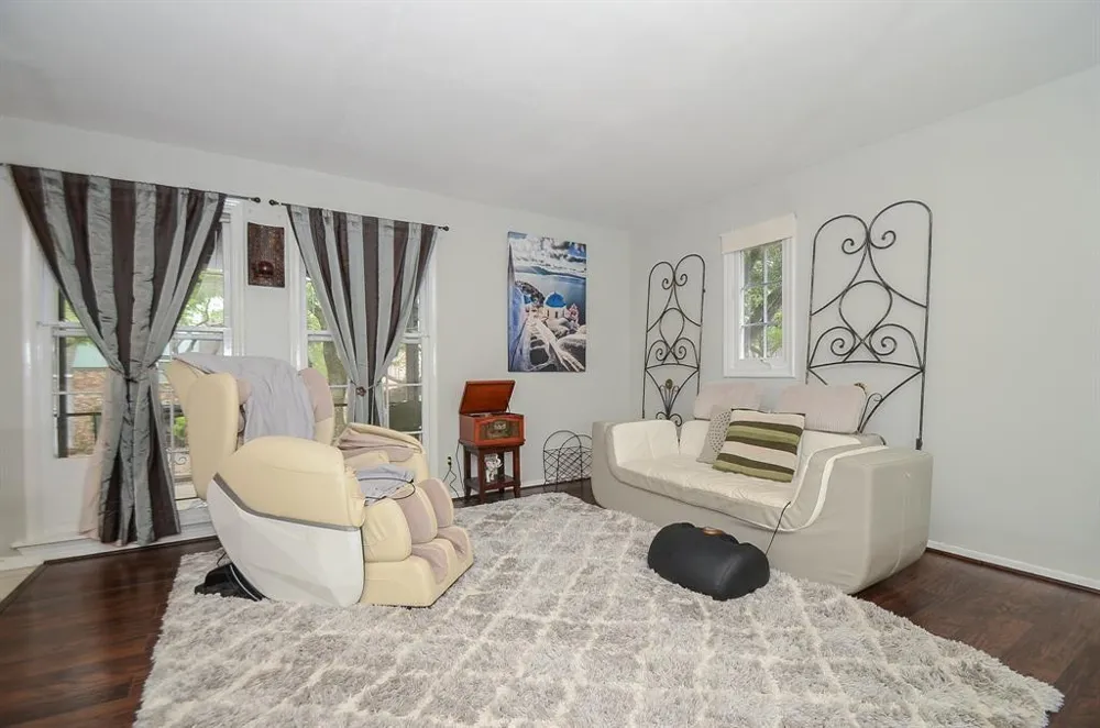 5230 Arboles Drive #A-4 Houston, TX 77035