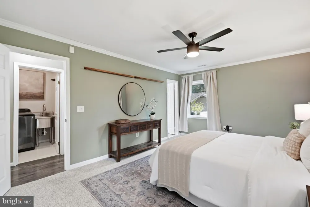 7712 FRANCES DRIVE Alexandria, VA 22306