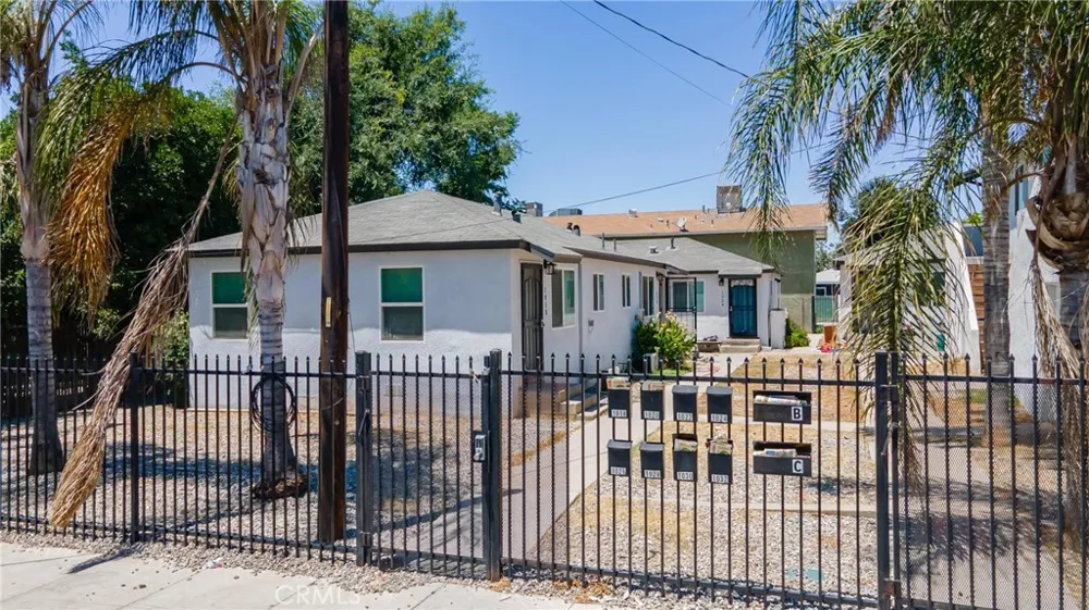 1018 Miller Bakersfield, CA 93305